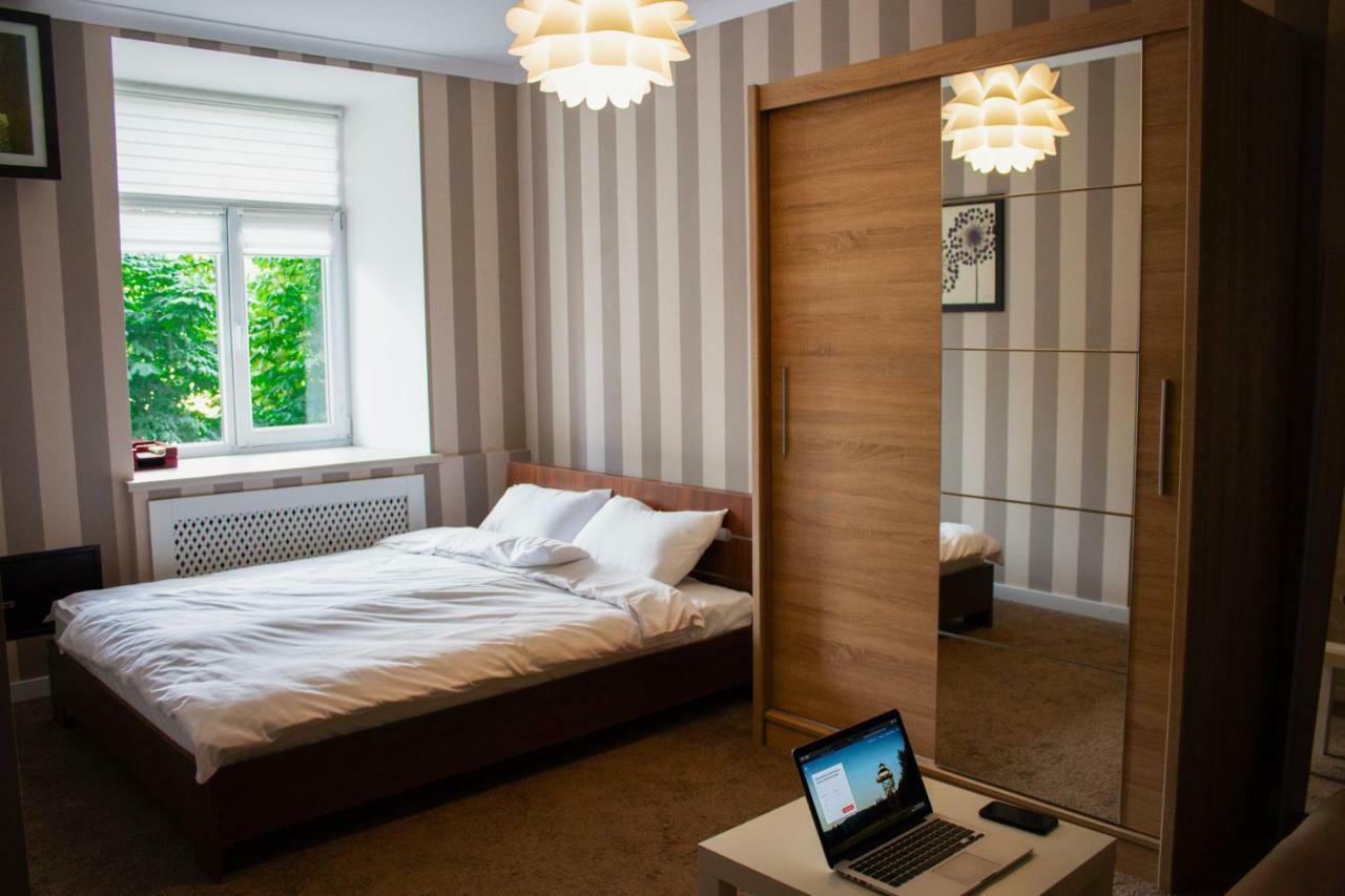 Charming City Center Flat L Self Check-In Kiev Exteriör bild