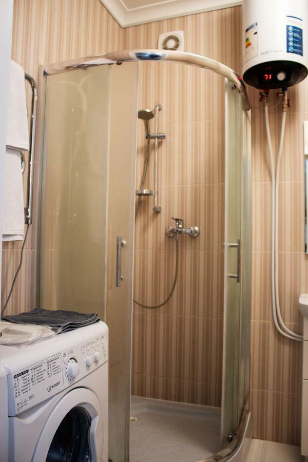 Charming City Center Flat L Self Check-In Kiev Exteriör bild
