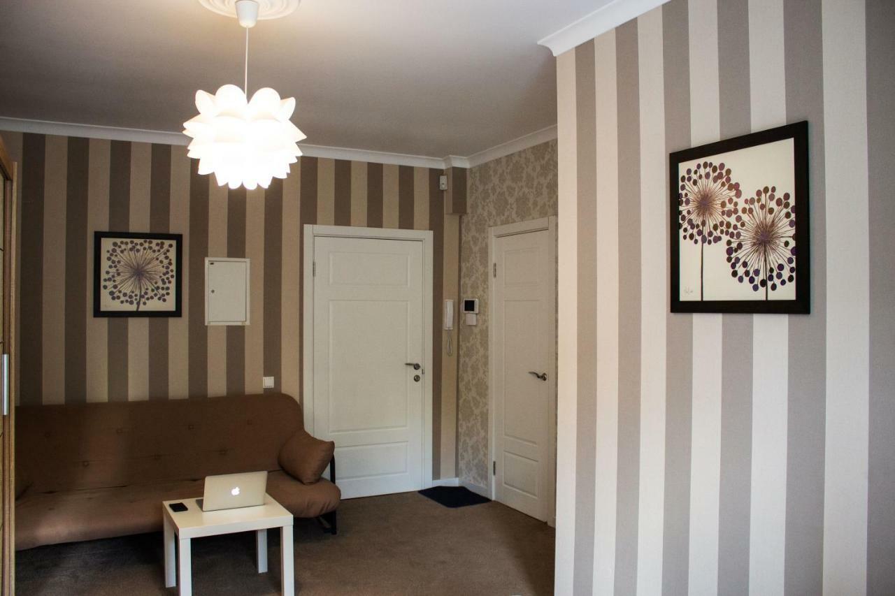 Charming City Center Flat L Self Check-In Kiev Exteriör bild